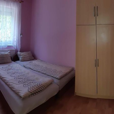 Rozsa Apartment Hajdúszoboszló Esterno foto