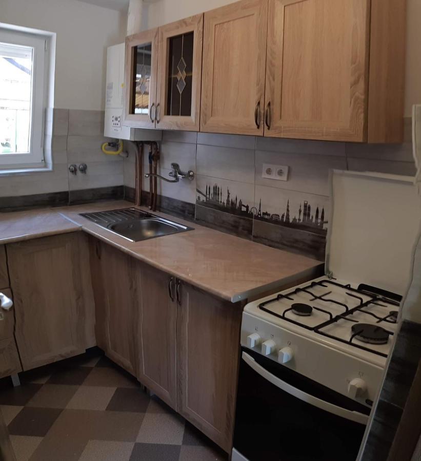 Rozsa Apartment Hajdúszoboszló Esterno foto