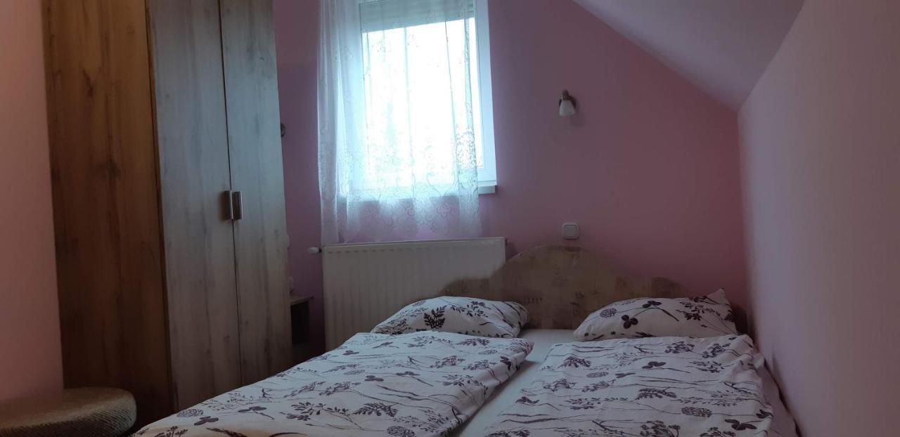 Rozsa Apartment Hajdúszoboszló Esterno foto