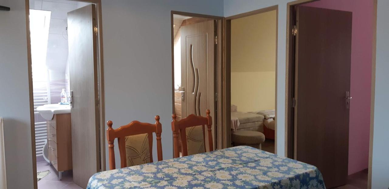Rozsa Apartment Hajdúszoboszló Esterno foto